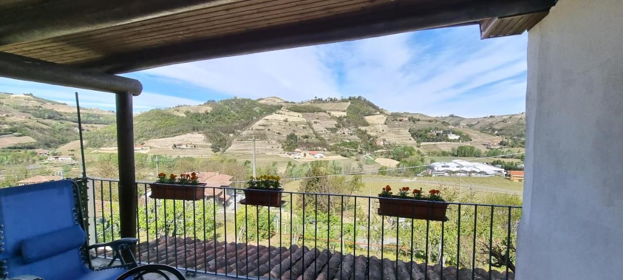 Ca Ed Giuanoto Apartment Santo Stefano Belbo Bagian luar foto